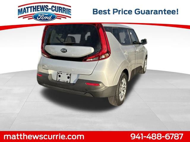 Used 2021 Kia Soul LX image 4