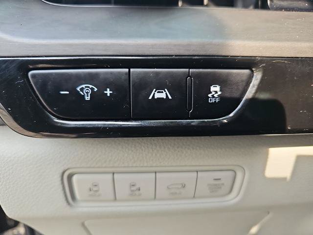 Used 2022 Kia Carnival SX FWD image 26