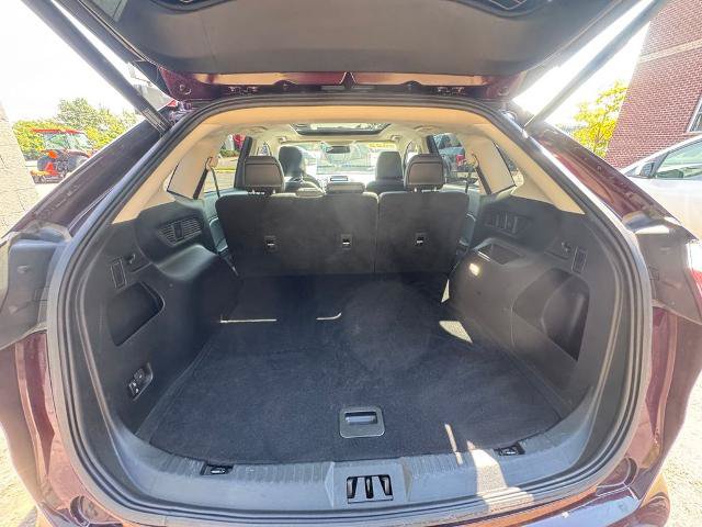 Certified 2022 Ford Edge SEL w/ Convenience Package AWD/4WD image 13