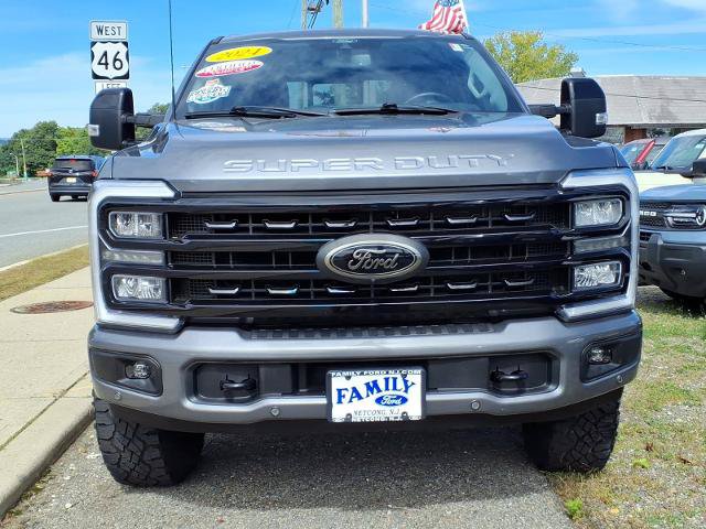 Certified 2024 Ford F250 Lariat w/ Lariat Ultimate Package AWD/4WD image 2