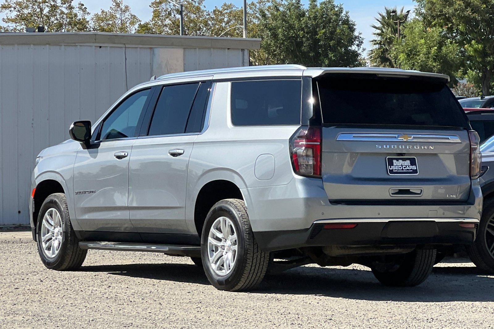 Used 2024 Chevrolet Suburban LT AWD/4WD image 6