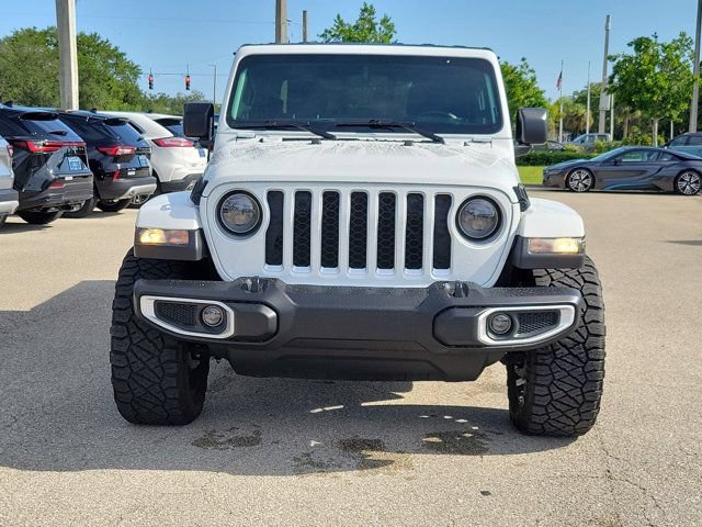Used 2022 Jeep Gladiator Overland AWD/4WD image 2