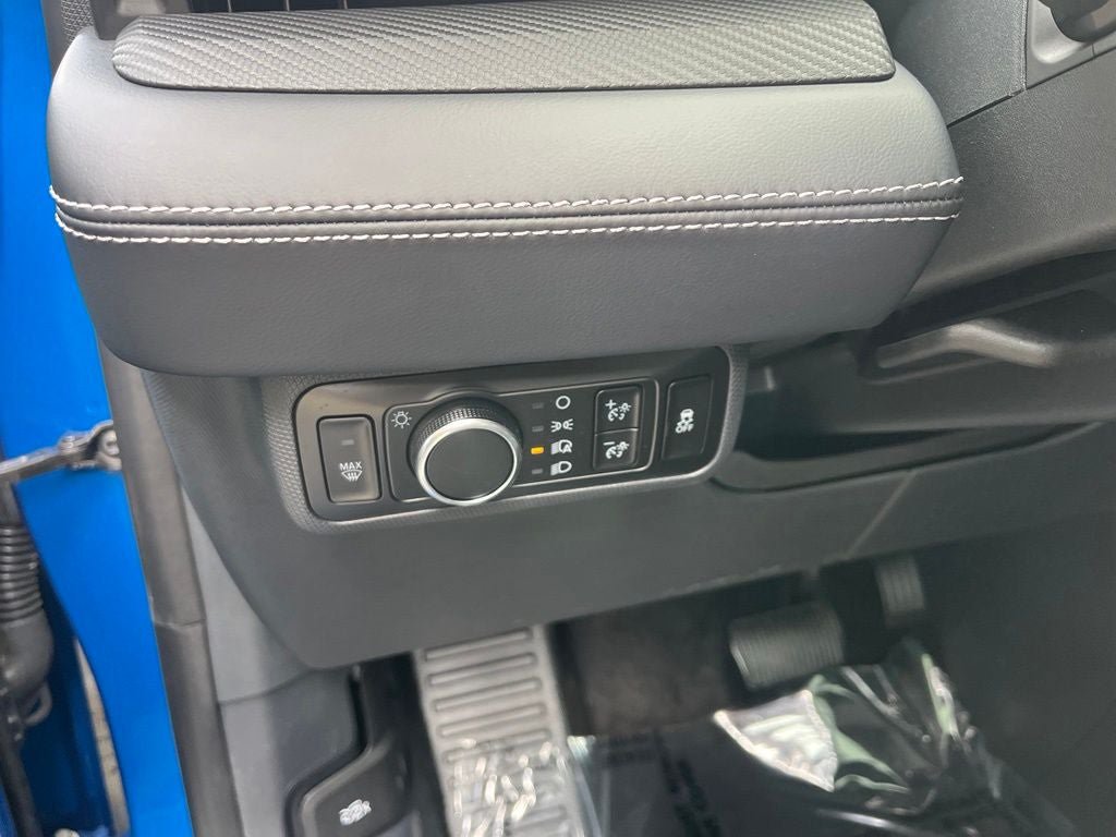 Certified 2025 Ford Mustang Mach-E Premium AWD/4WD image 38