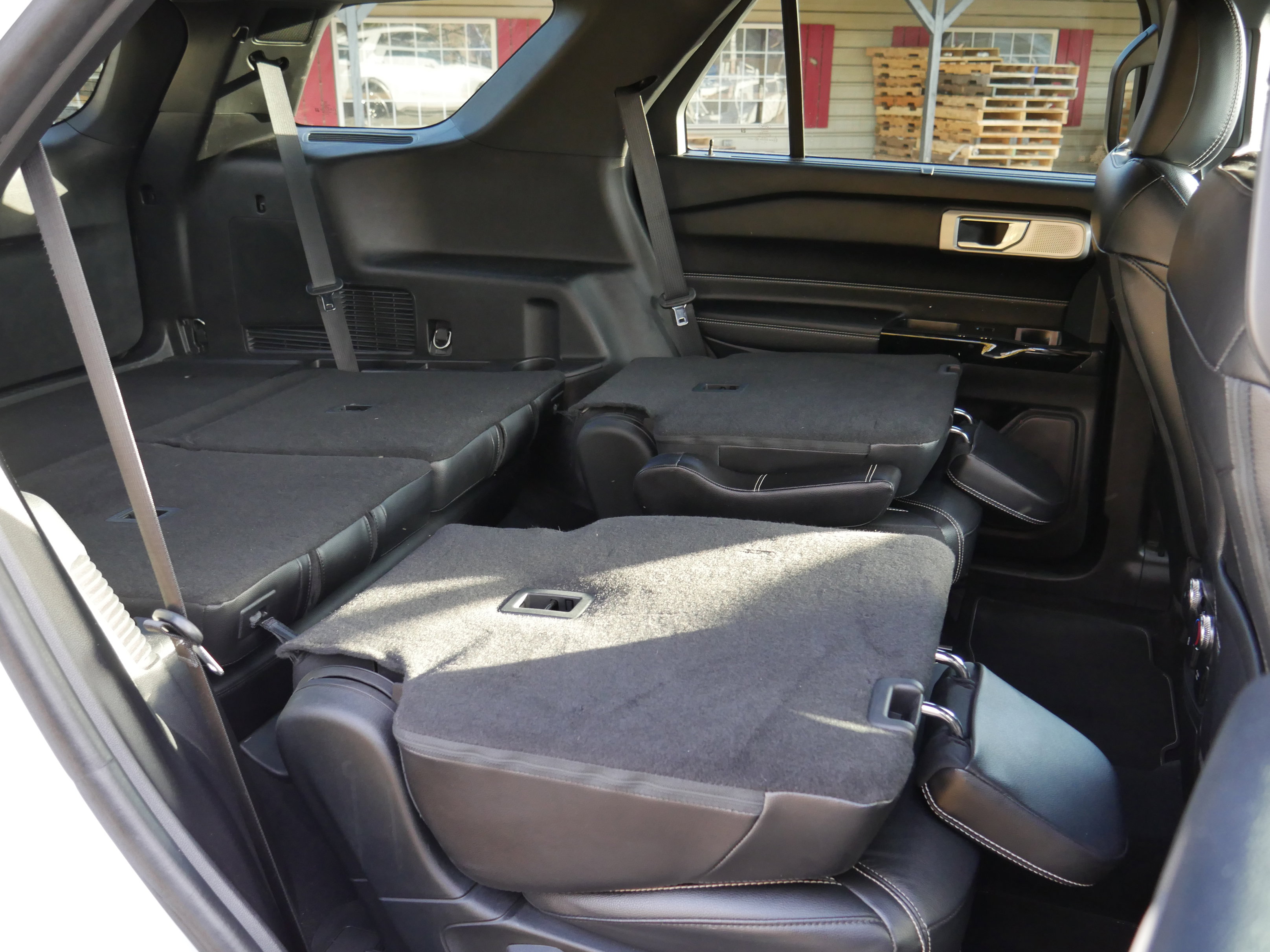 Certified 2022 Ford Explorer ST w/ Equipment Group 401A image 31