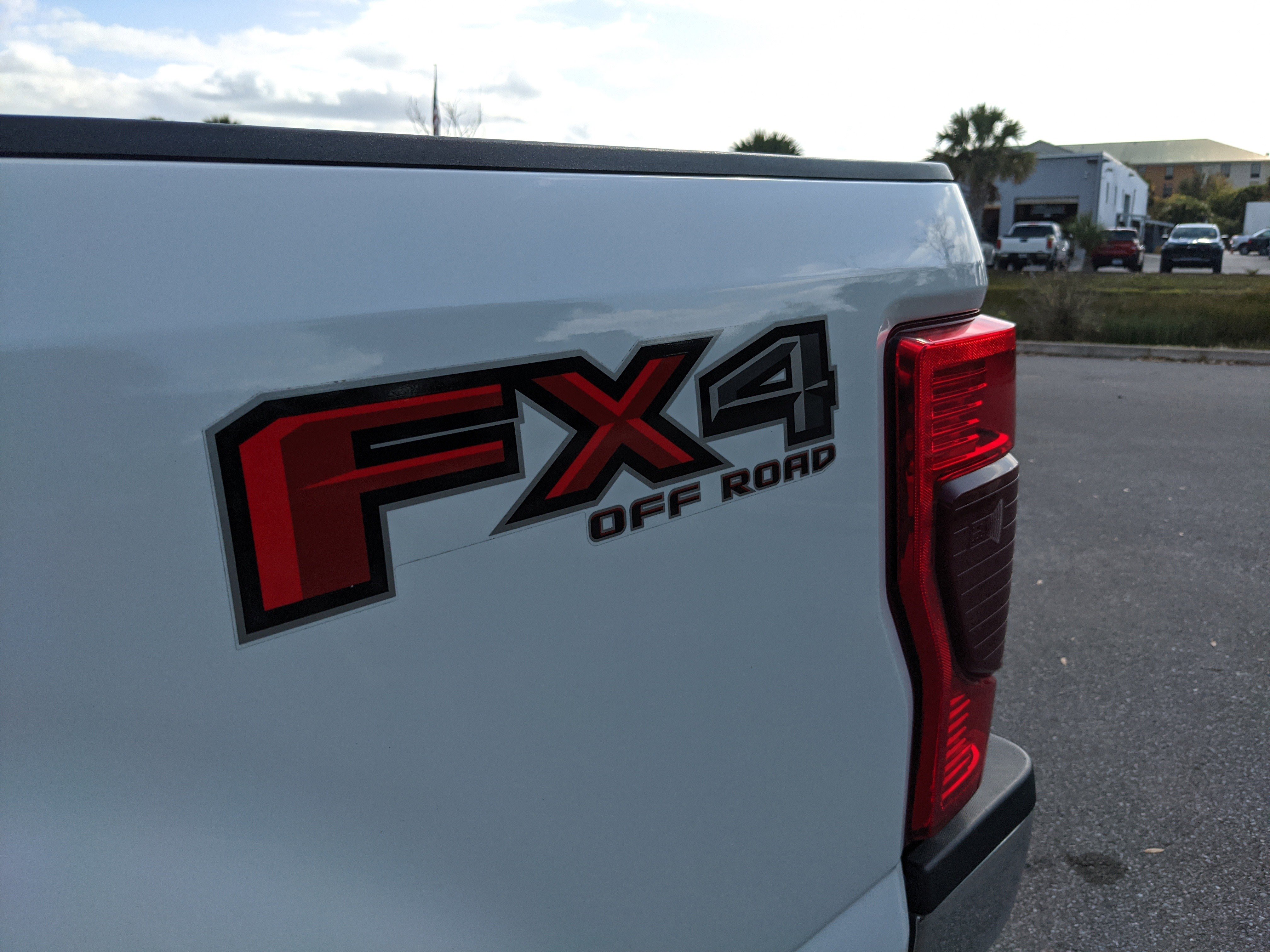 Certified 2021 Ford F350 Lariat w/ Chrome Package image 12