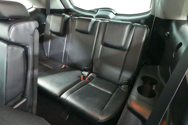 Used 2019 Toyota Highlander XLE AWD/4WD image 30