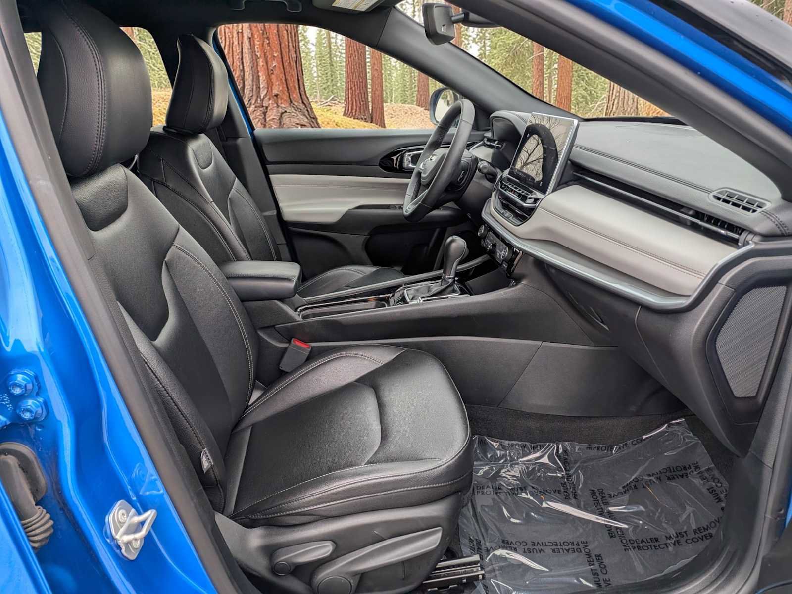 Used 2025 Jeep Compass Limited AWD/4WD image 20