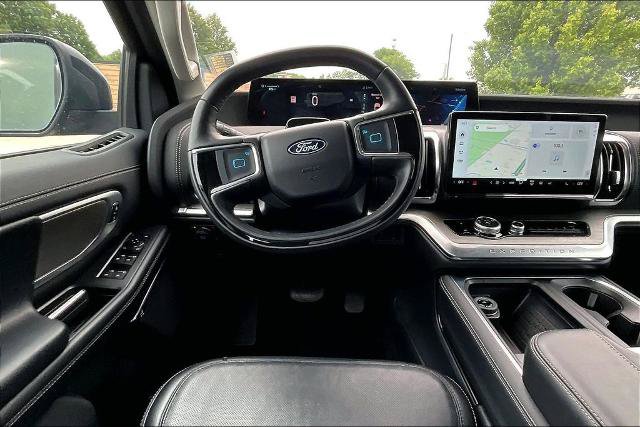 Certified 2025 Ford Expedition Max Platinum AWD/4WD image 3