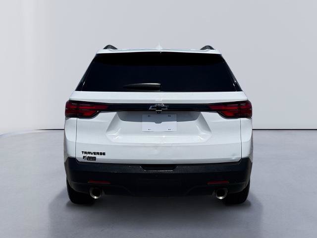 Used 2022 Chevrolet Traverse LS w/ Midnight/Sport Edition FWD image 4