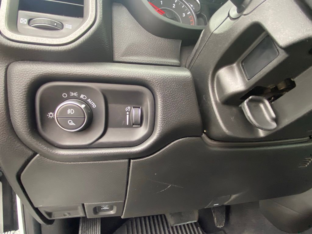 Used 2025 RAM 3500 Tradesman image 11