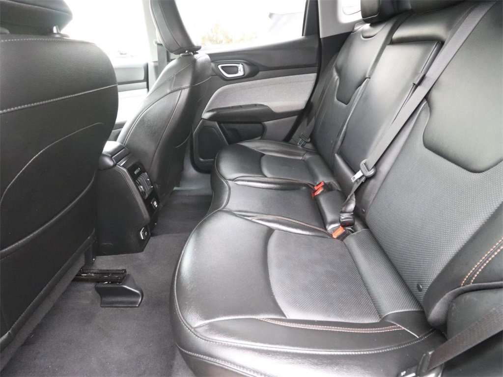 Used 2022 Jeep Compass Latitude image 12