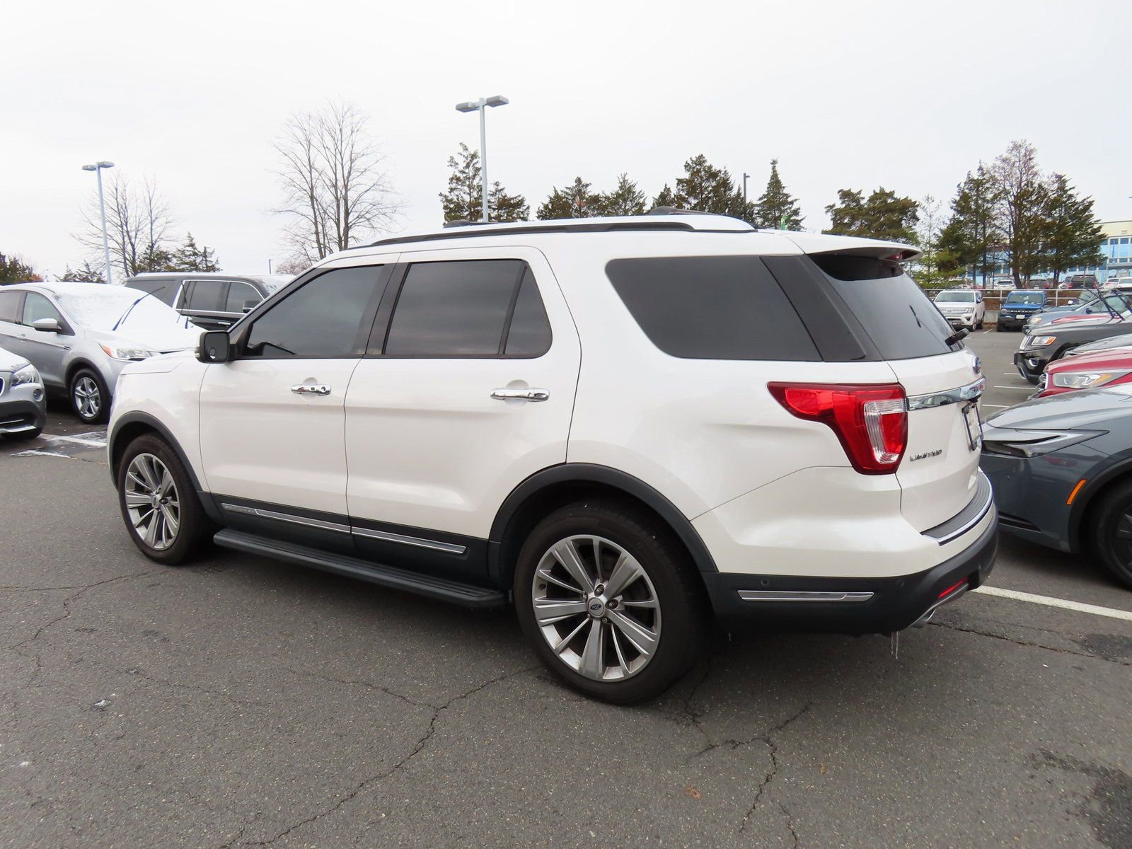 Certified 2018 Ford Explorer Limited w/ Equipment Group 301A image 4