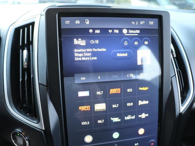 Certified 2024 Ford Edge SEL w/ Convenience Package AWD/4WD image 19