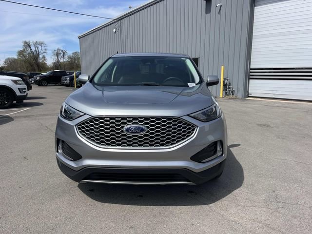 Certified 2024 Ford Edge SEL w/ Convenience Package image 9