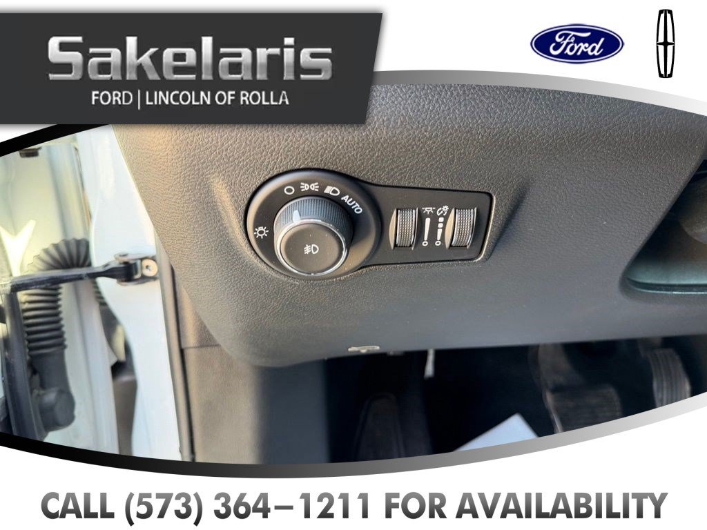 Used 2025 Jeep Compass Latitude AWD/4WD image 14