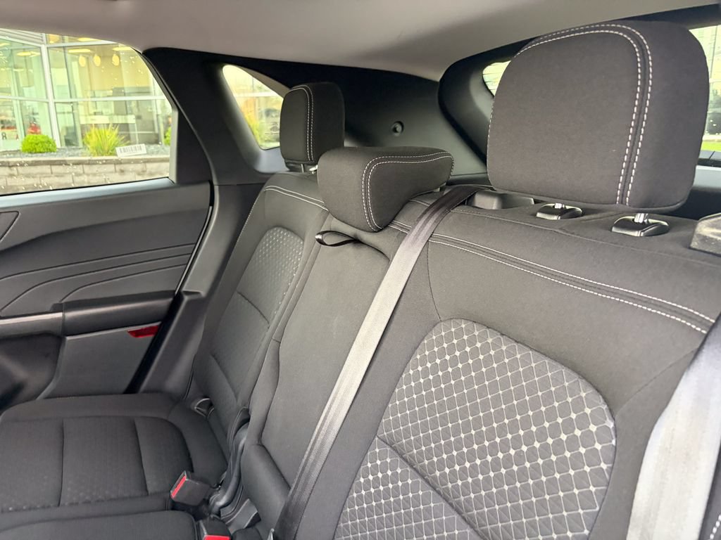 Certified 2025 Ford Escape Active AWD/4WD image 12