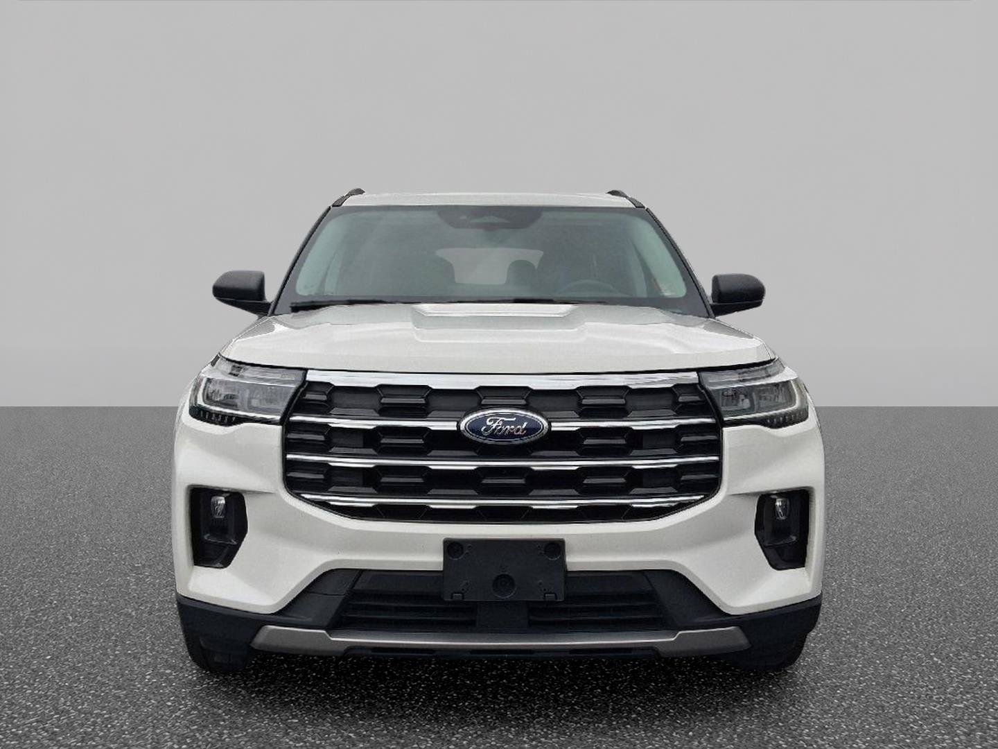 Certified 2025 Ford Explorer Active w/ Active Comfort Package RWD image 2