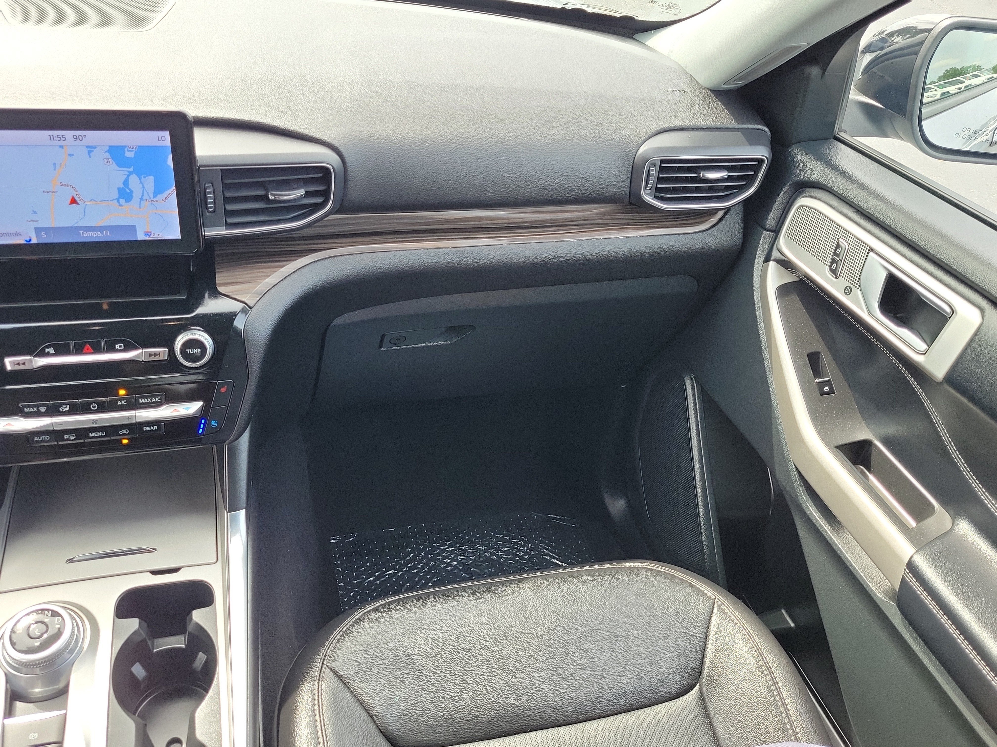 Certified 2023 Ford Explorer Limited w/ Equipment Group 301A RWD image 18