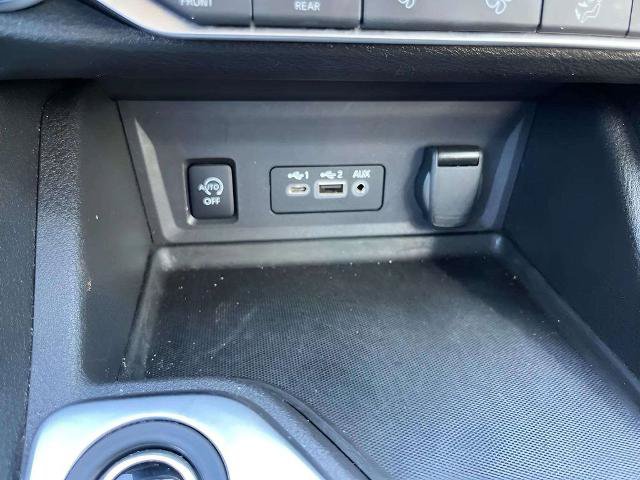 Used 2024 Nissan Sentra SV w/ All-Weather Package FWD image 27