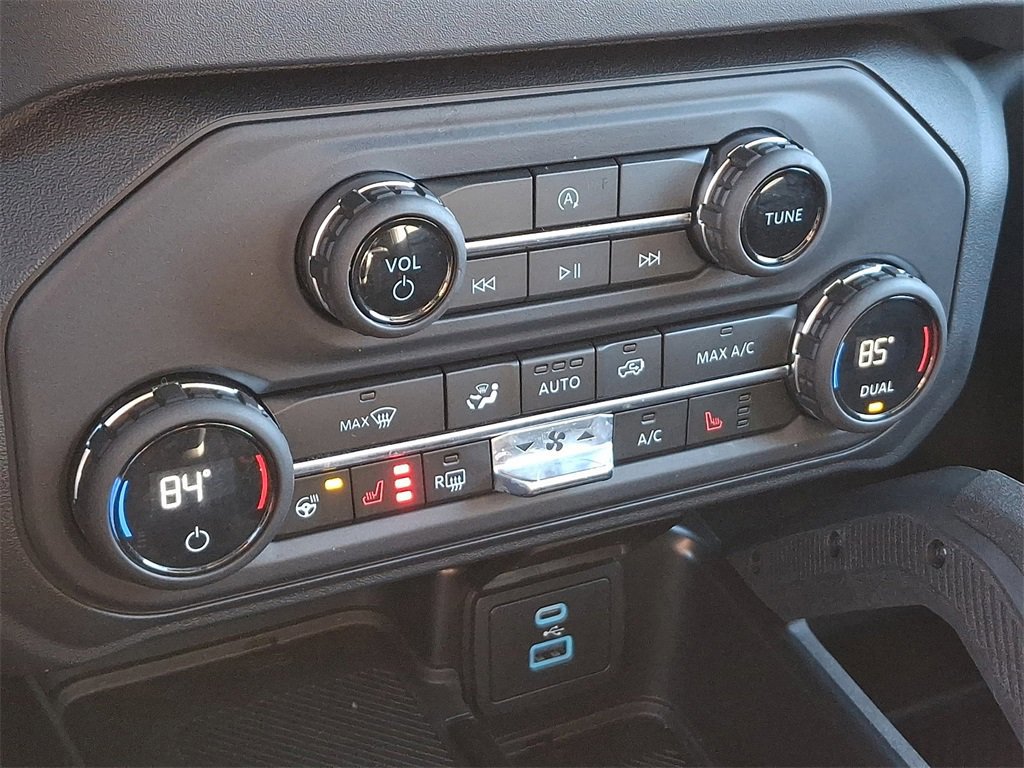 Certified 2025 Ford Bronco Badlands image 16