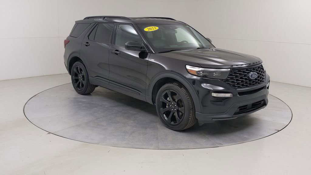 Certified 2023 Ford Explorer ST-Line AWD/4WD image 12