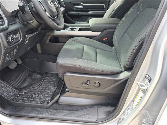Used 2026 RAM 1500 Big Horn AWD/4WD image 9