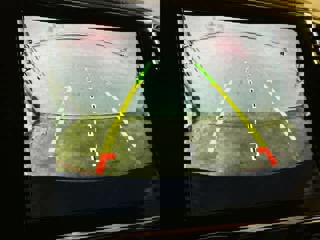 Used 2021 Jeep Grand Cherokee Laredo X image 17