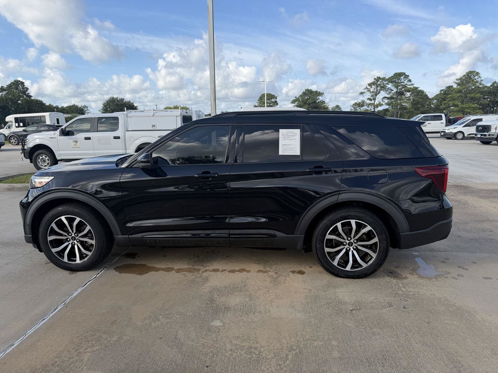 Certified 2020 Ford Explorer ST AWD/4WD image 9