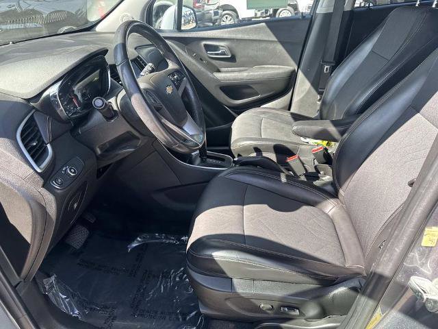 Used 2020 Chevrolet Trax LT w/ Driver Confidence Package FWD image 20