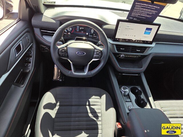 Certified 2025 Ford Explorer ST-Line RWD image 13