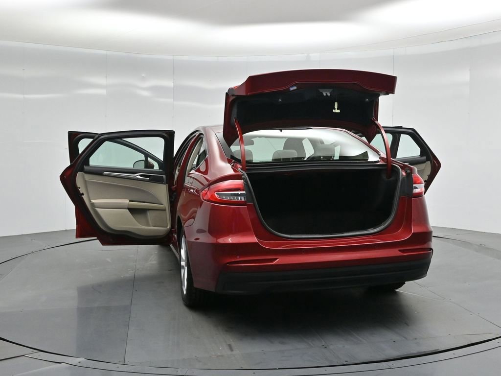 Certified 2019 Ford Fusion SE image 55