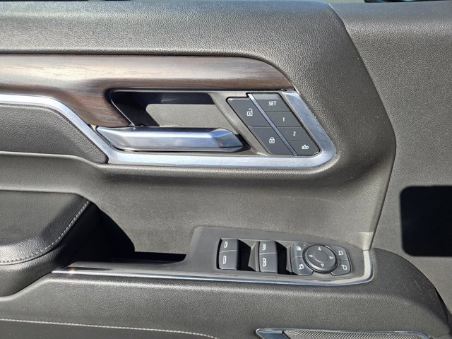 Used 2024 GMC Sierra 1500 SLT AWD/4WD image 18