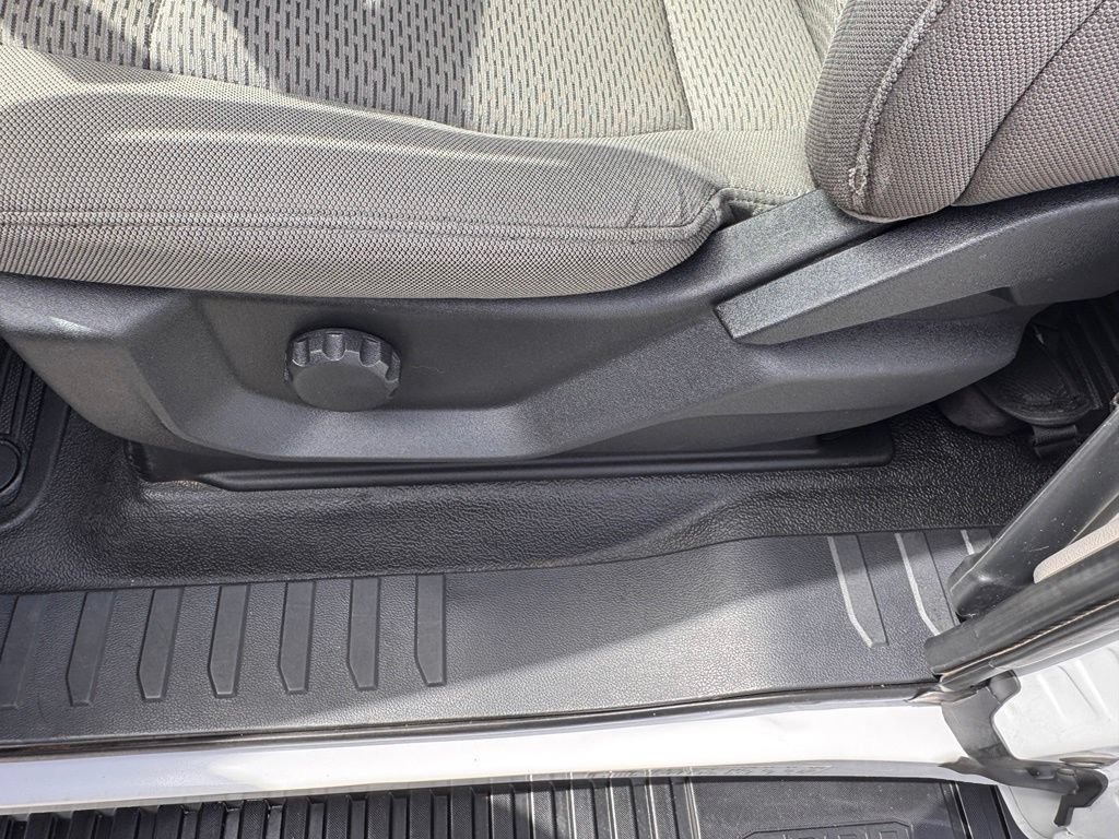 Certified 2022 Ford F250 XLT AWD/4WD image 18