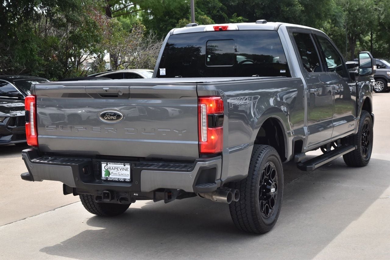 Certified 2025 Ford F250 Lariat w/ Black Appearance Package AWD/4WD image 8