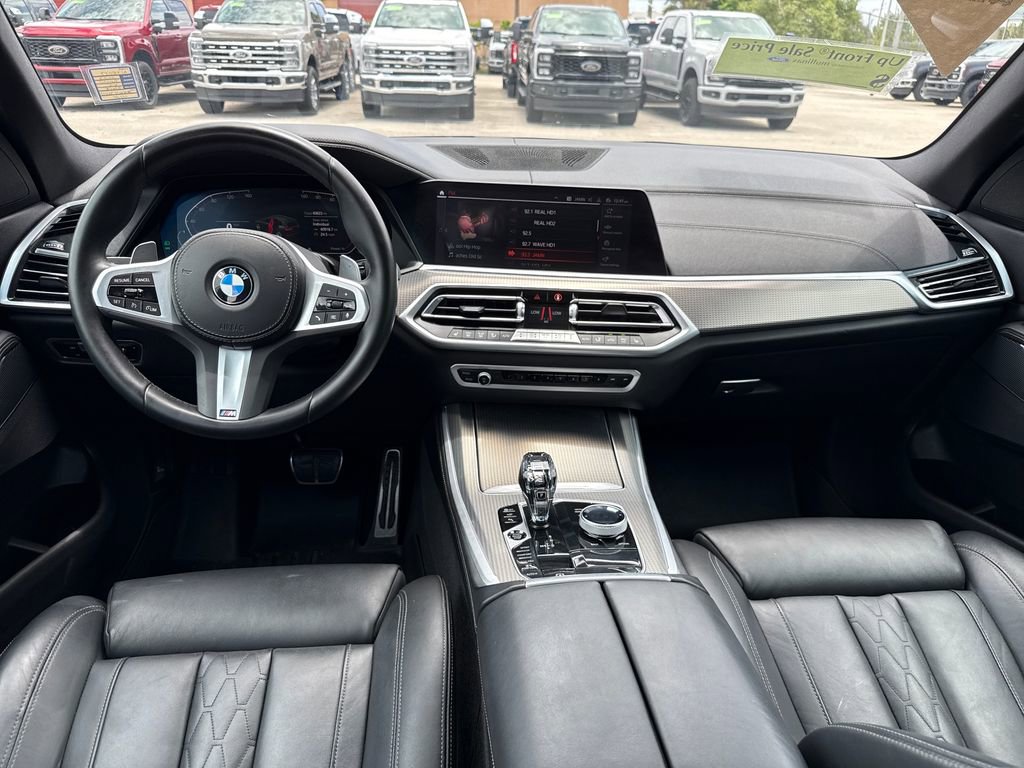 Used 2022 BMW X5 sDrive40i w/ M Sport Package RWD image 5