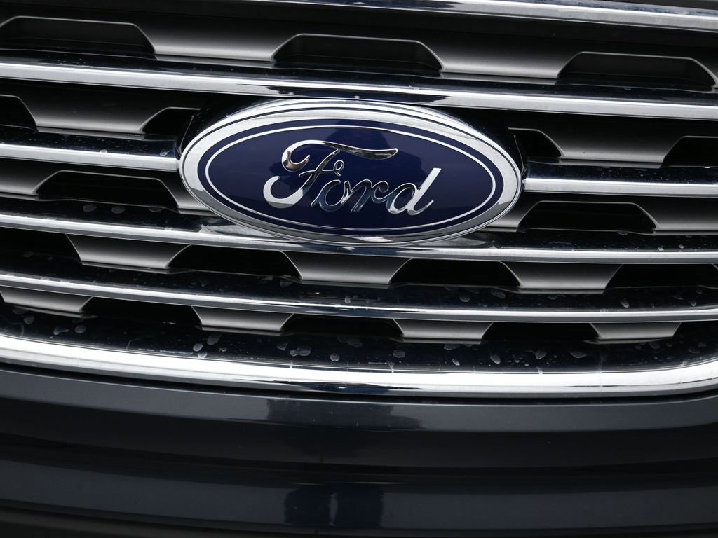 Certified 2022 Ford Edge SEL image 45