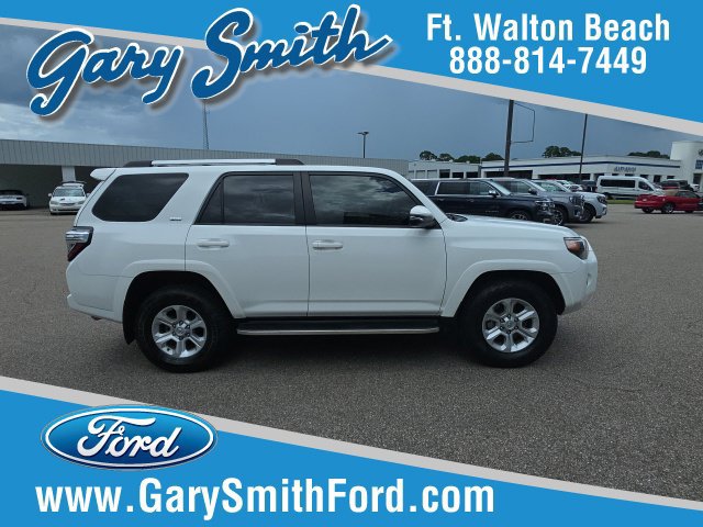 Used 2023 Toyota 4Runner SR5 Premium w/ Moonroof Package RWD image 1