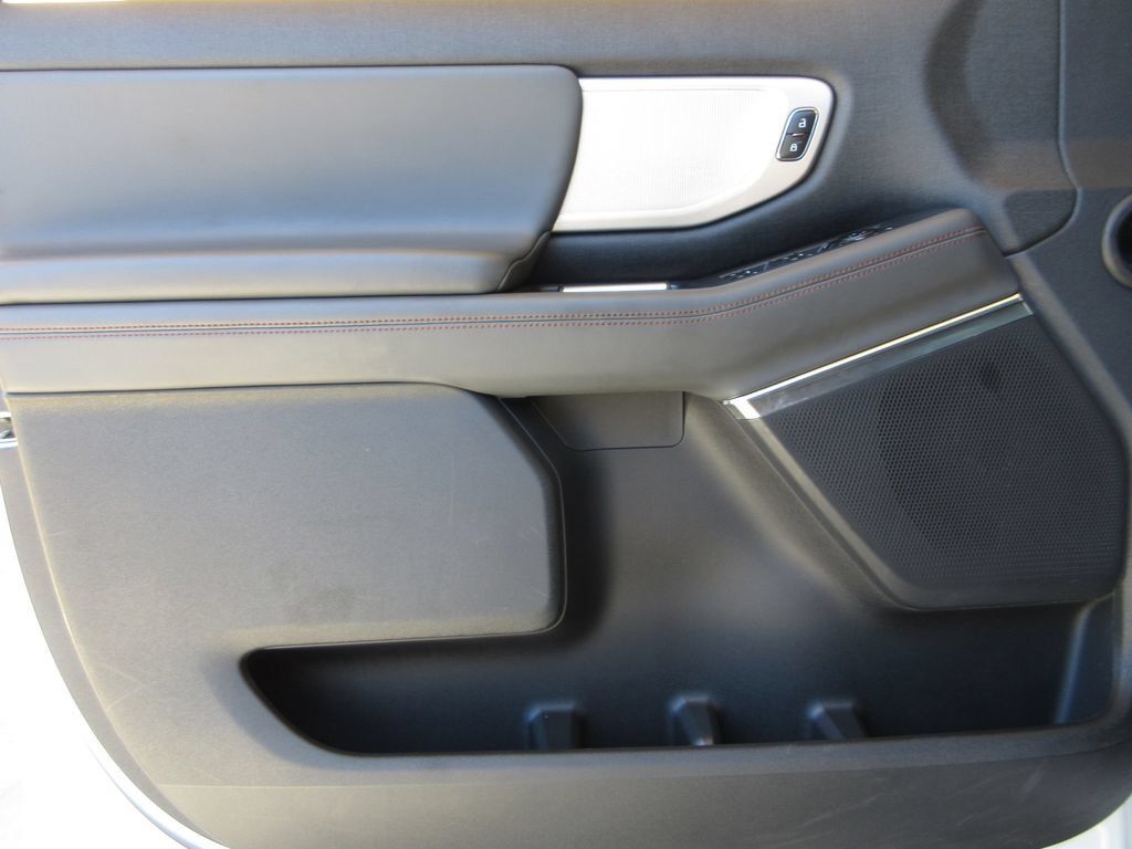Certified 2025 Ford Expedition Max Active RWD image 9