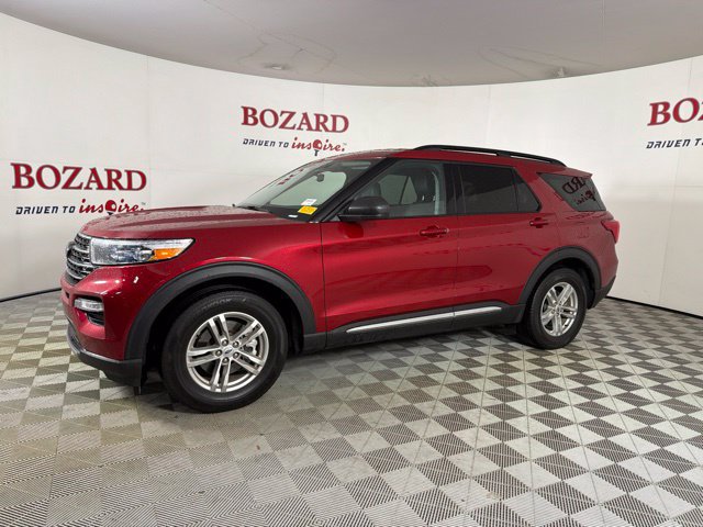 Certified 2023 Ford Explorer XLT w/ Equipment Group 202A RWD image 5