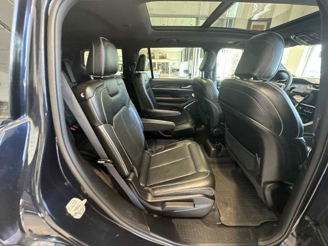 Used 2023 Jeep Grand Cherokee L Overland AWD/4WD image 26