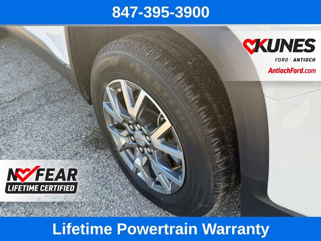 Used 2023 GMC Acadia SLT image 13