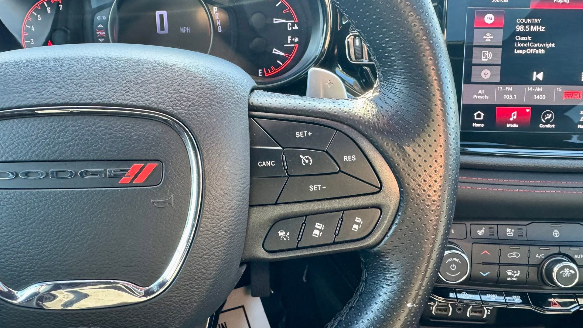 Used 2024 Dodge Durango GT image 29