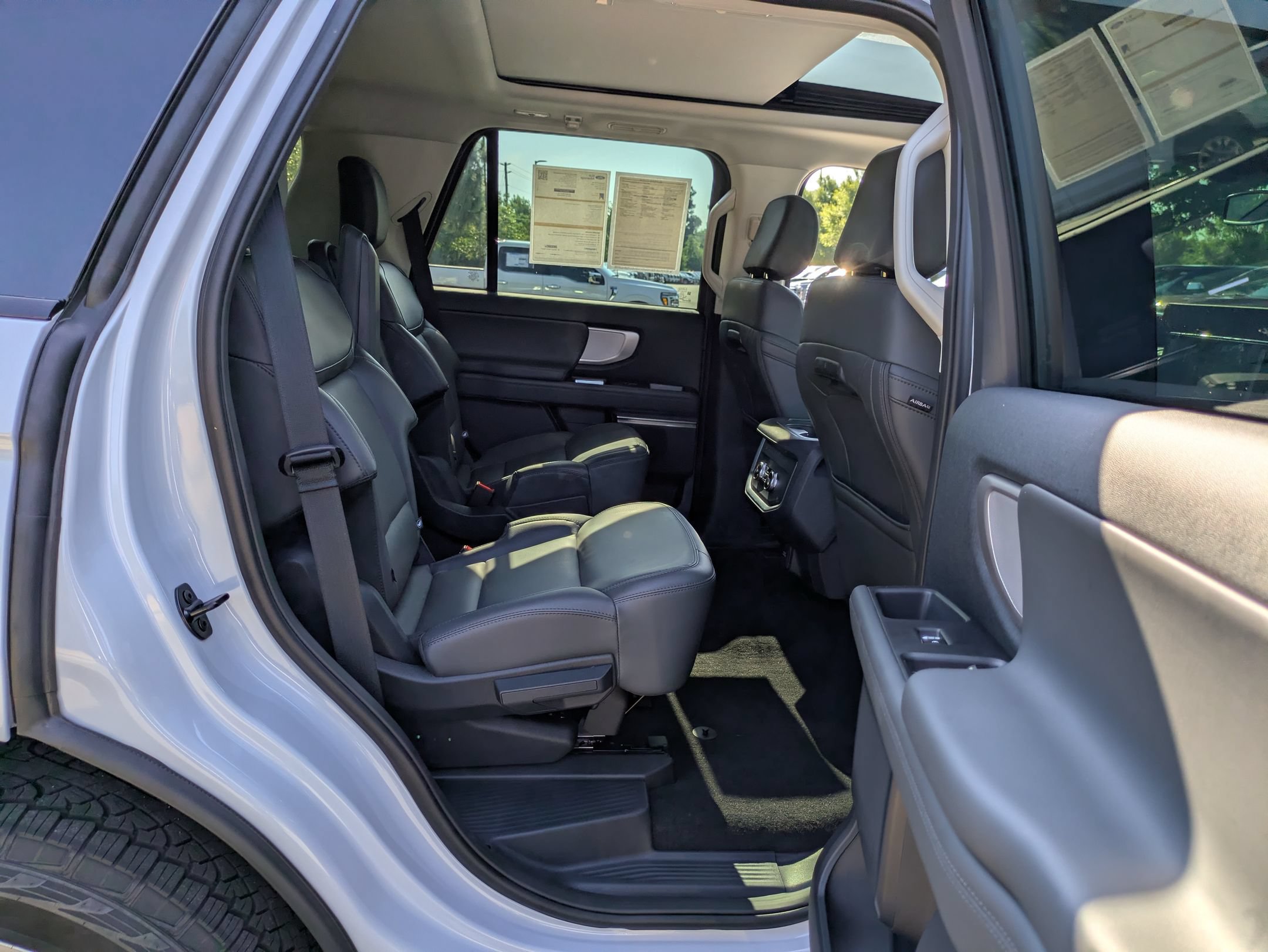 Certified 2026 Ford Expedition Active AWD/4WD image 34