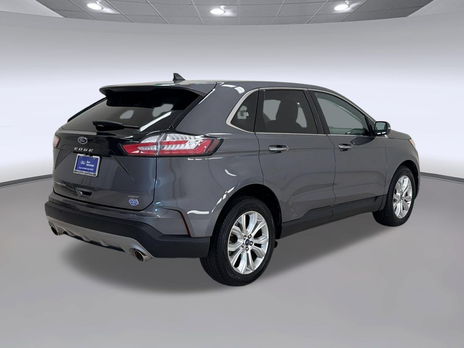 Certified 2022 Ford Edge Titanium AWD/4WD image 8