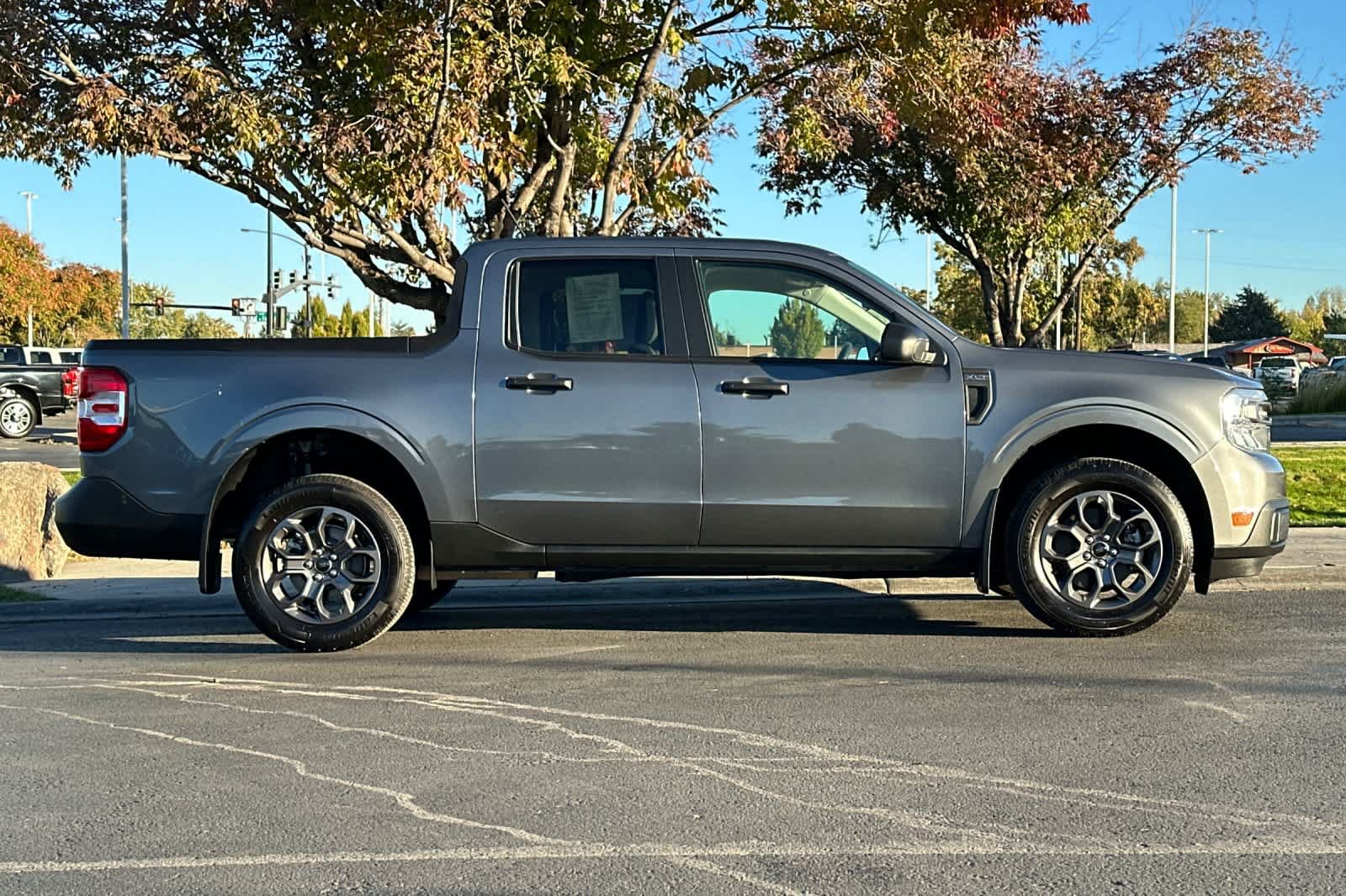 Certified 2024 Ford Maverick XLT FWD image 8