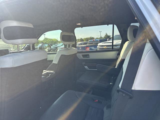 Used 2025 Toyota Sequoia Capstone AWD/4WD image 11