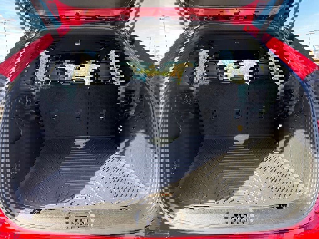 Certified 2022 Ford Edge ST image 25