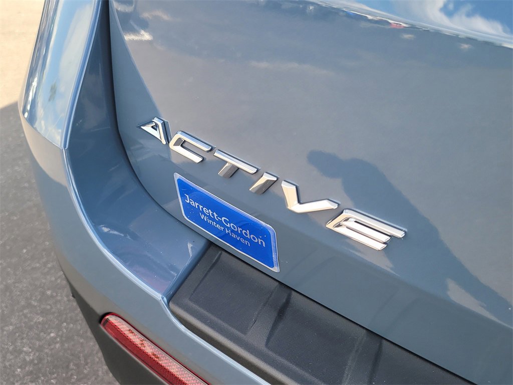 Certified 2025 Ford Explorer Active image 6