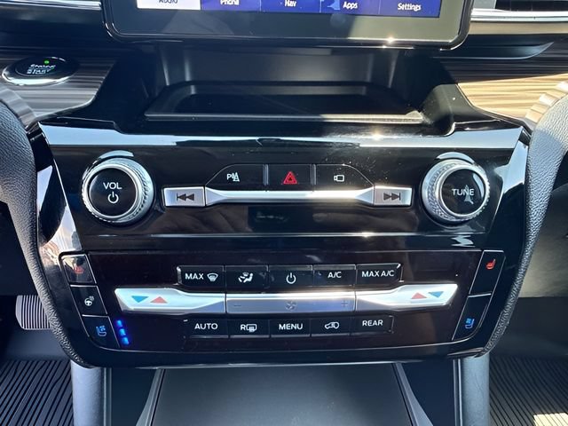 Certified 2021 Ford Explorer Limited w/ Equipment Group 301A AWD/4WD image 31