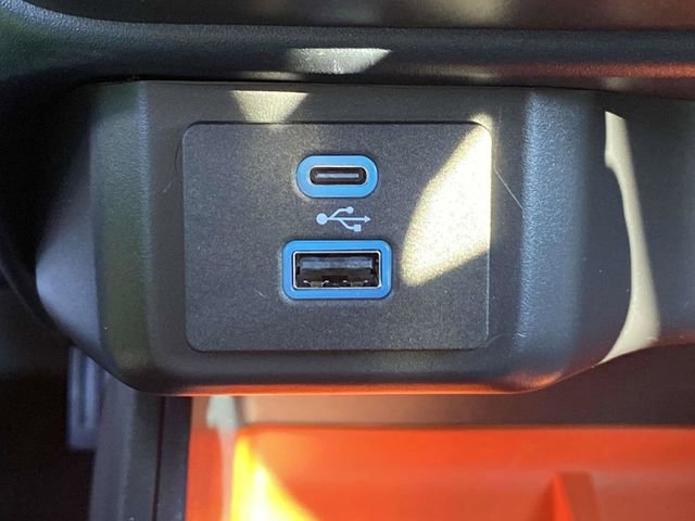 Certified 2024 Ford Maverick XLT w/ XLT Luxury Package image 30